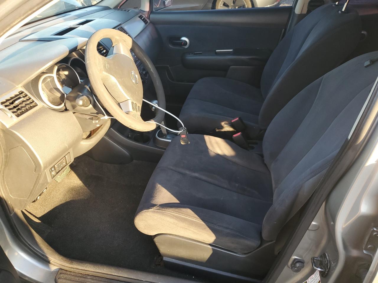 2009 Nissan Versa S VIN: 3N1BC13E89L395576 Lot: 81951945