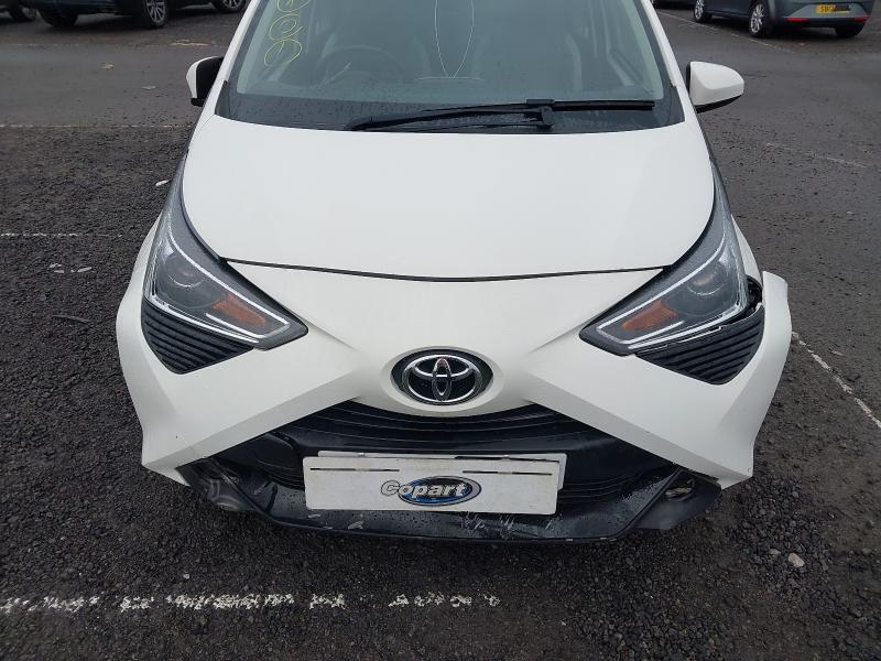 2020 TOYOTA AYGO X-PLAY TSS VVT-I 