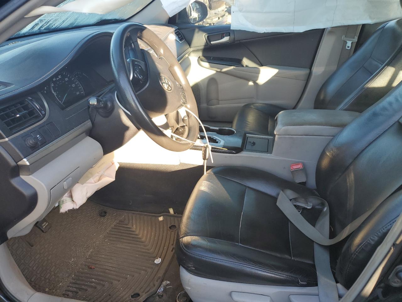 2014 Toyota Camry L VIN: 4T1BF1FK8EU436810 Lot: 84910655