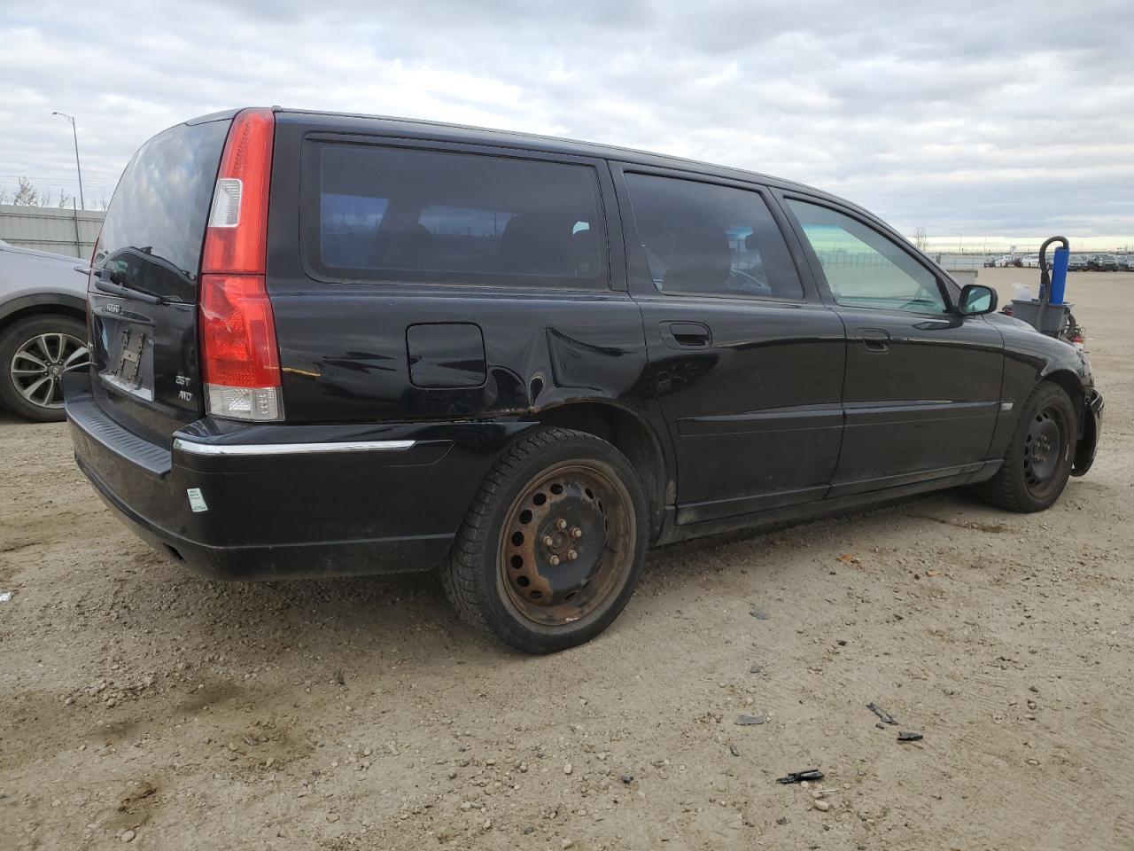 car-image car-image
