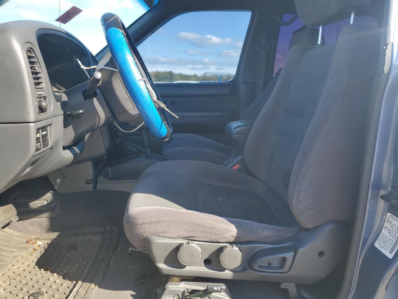 2000 Nissan Pathfinder Le VIN: JN8AR07S0YW422218 Lot: 85801405