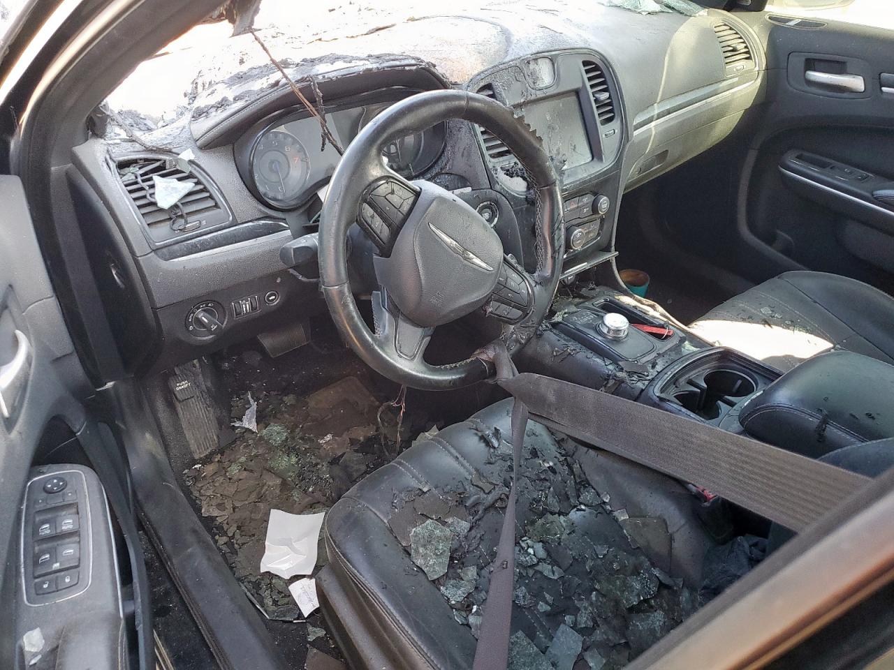 2019 Chrysler 300 S VIN: 2C3CCABG1KH651354 Lot: 84654255