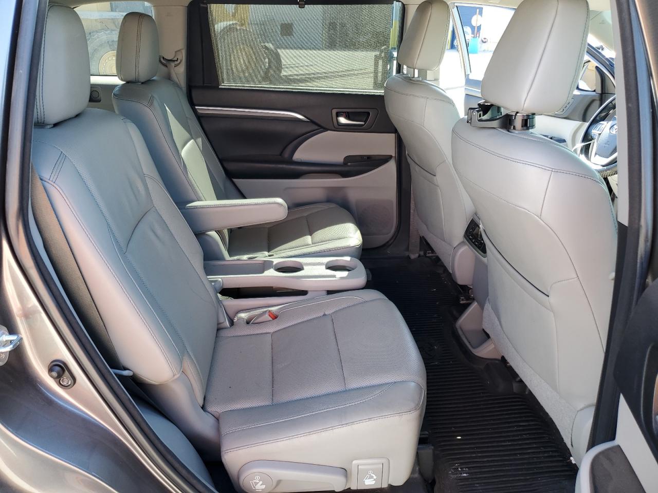 2018 Toyota Highlander Limited VIN: 5TDDZRFH6JS822857 Lot: 86869695