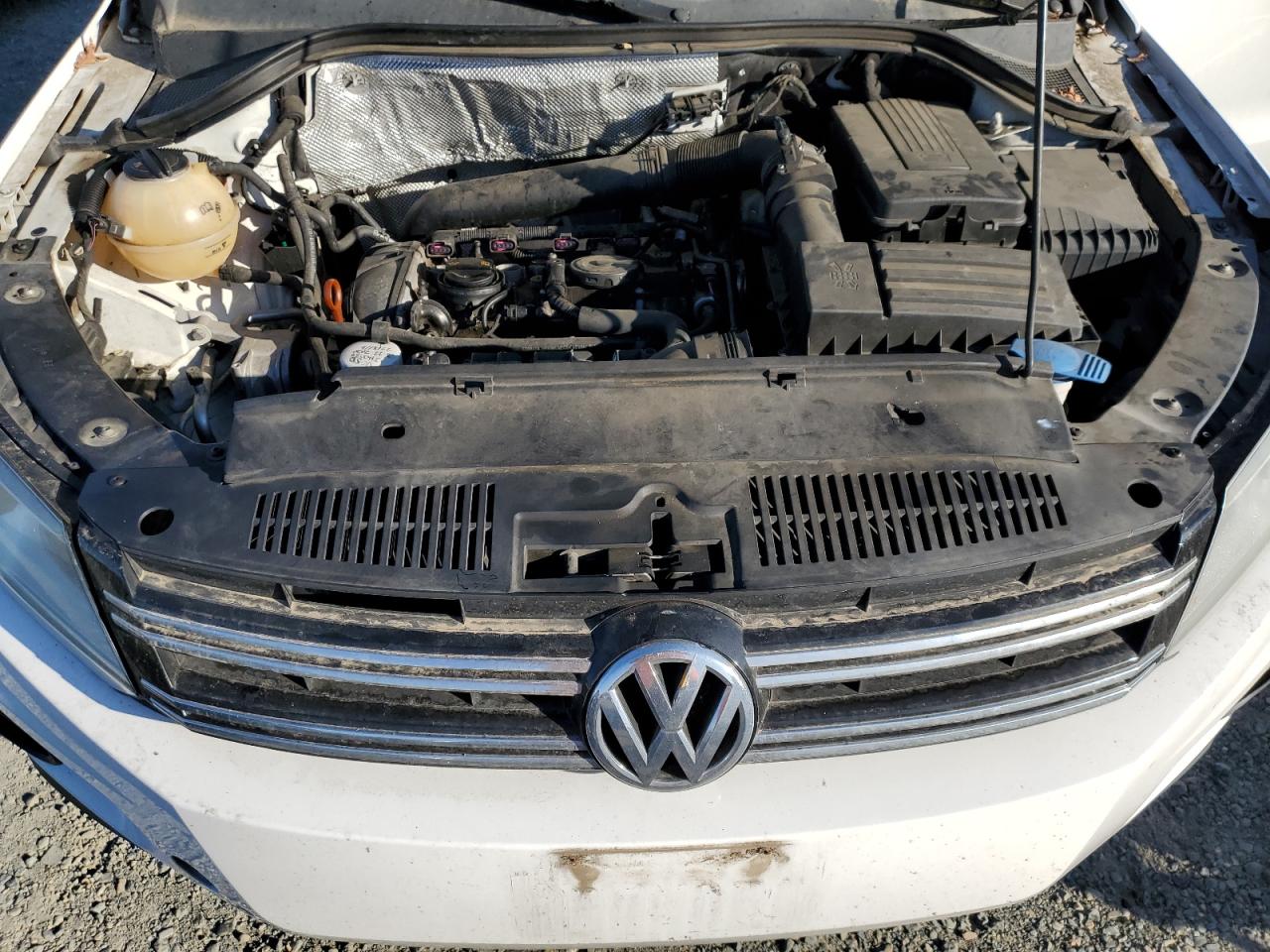 2012 Volkswagen Tiguan S VIN: WVGBV7AX6CW585050 Lot: 85731495