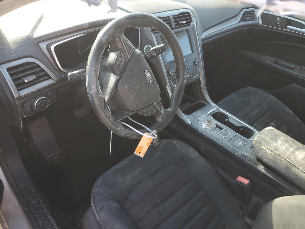 2019 Ford Fusion Se VIN: 3FA6P0LU5KR183909 Lot: 85678865