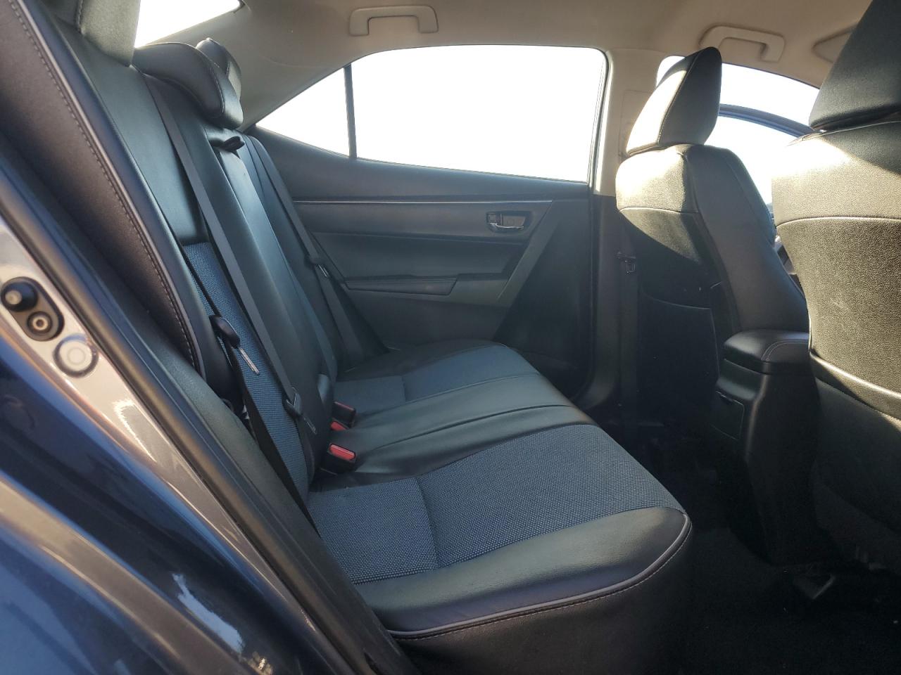 2016 Toyota Corolla L VIN: 5YFBURHE8GP461562 Lot: 84811575