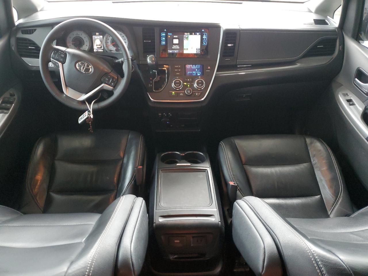 2017 Toyota Sienna Se VIN: 5TDXZ3DC4HS854623 Lot: 84781815