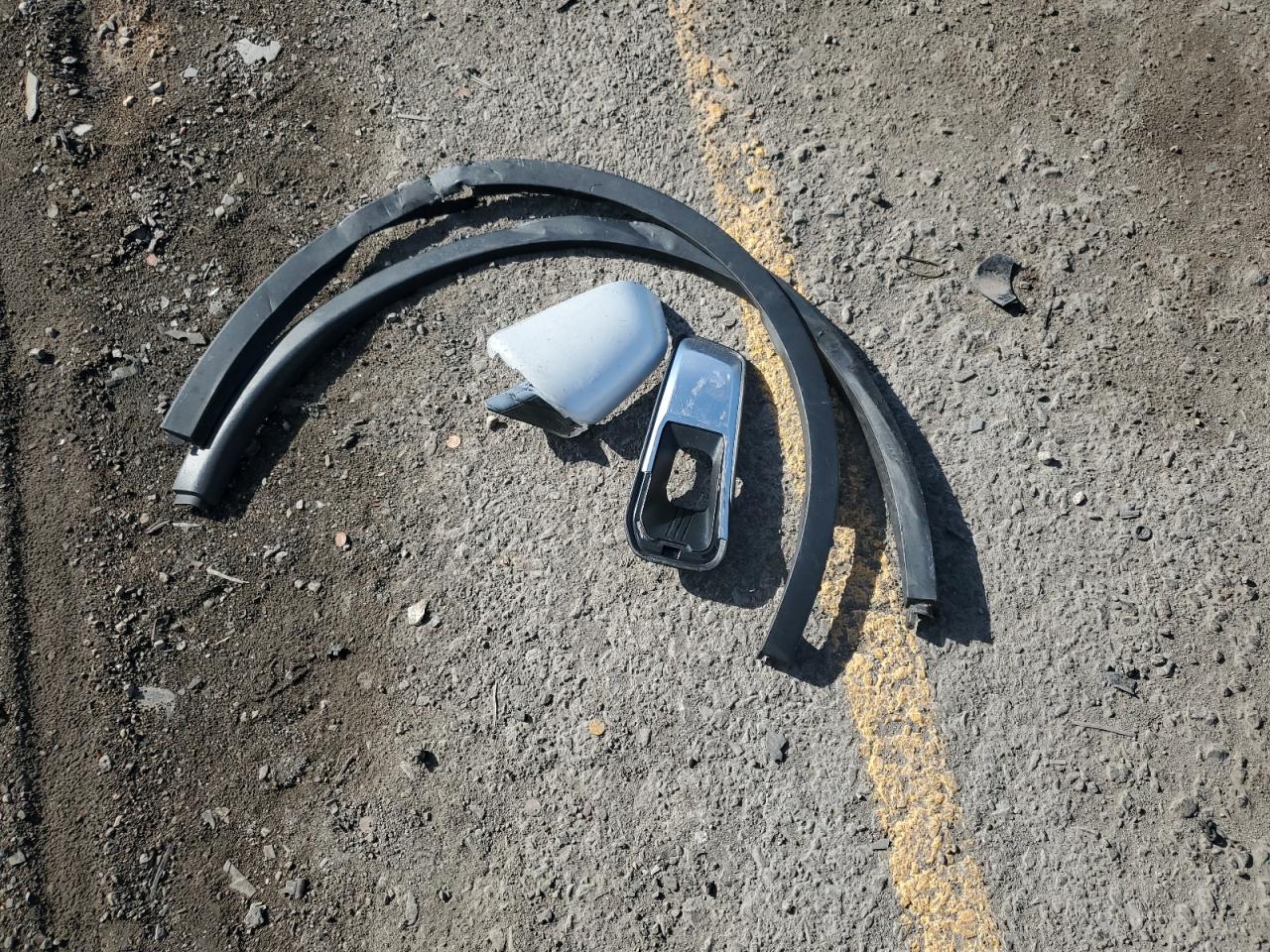 2022 Tesla Model Y VIN: 7SAYGDEE0NF444002 Lot: 86162385