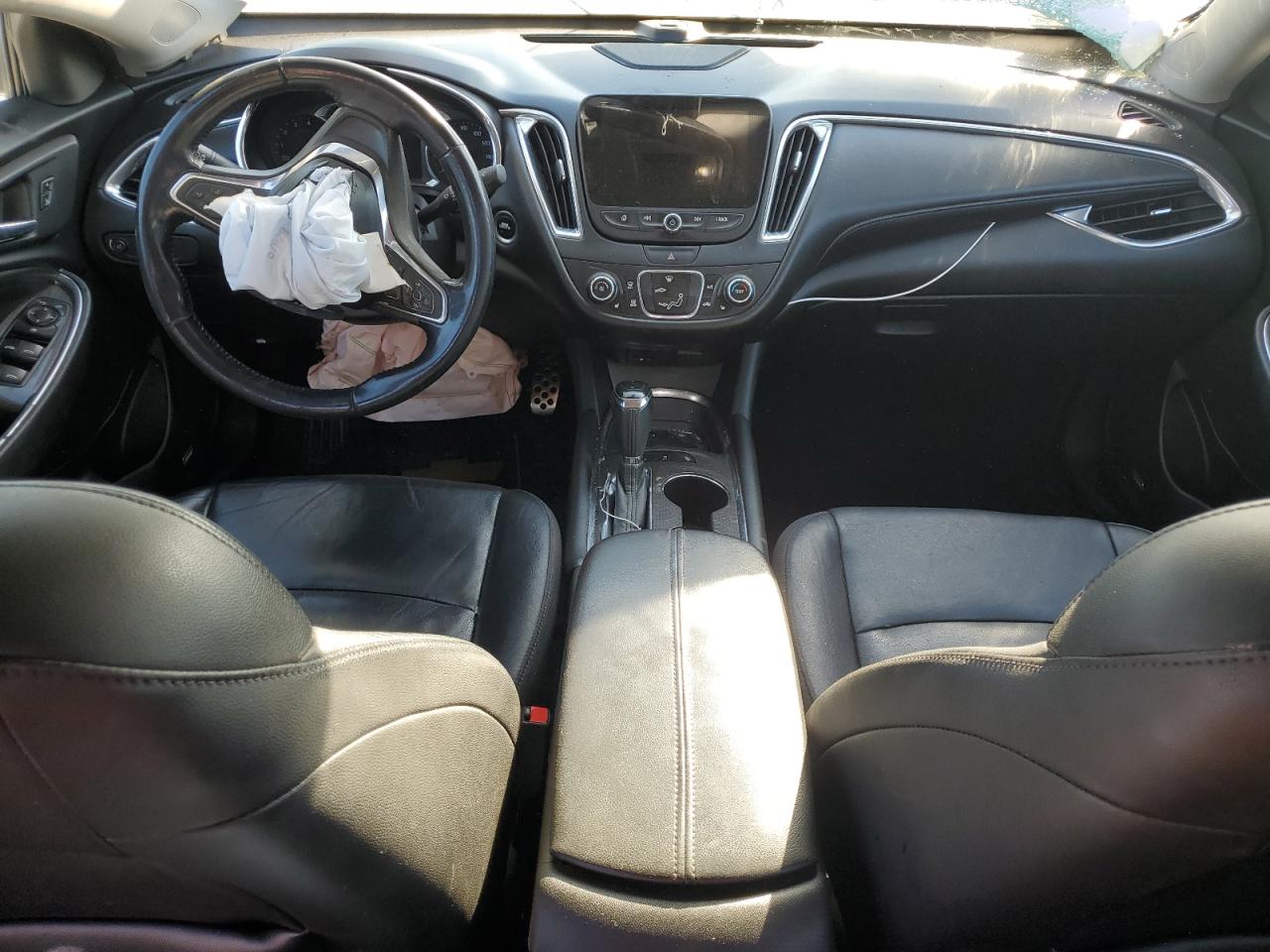 2016 Chevrolet Malibu Lt VIN: 1G1ZE5ST0GF268575 Lot: 84624205