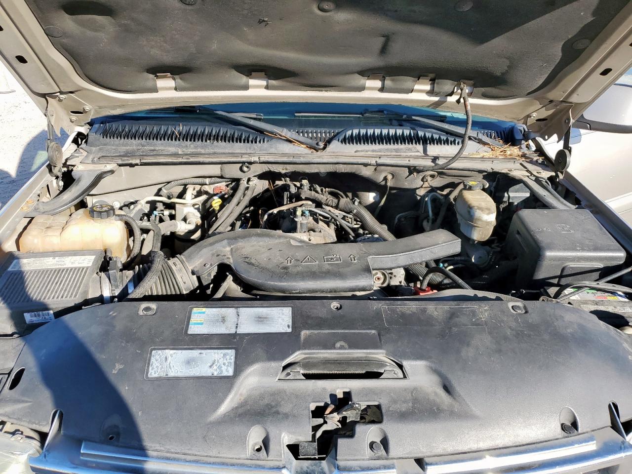 2004 Chevrolet Tahoe C1500 VIN: 1GNEC13Z54R186186 Lot: 90493155