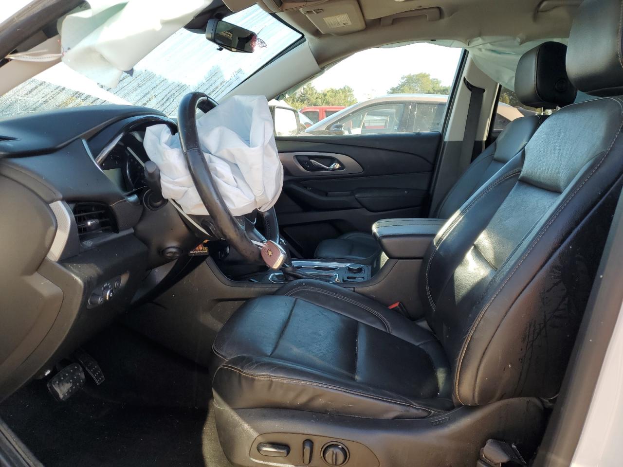 2018 Chevrolet Traverse Premier VIN: 1GNEVJKW7JJ176867 Lot: 85750805