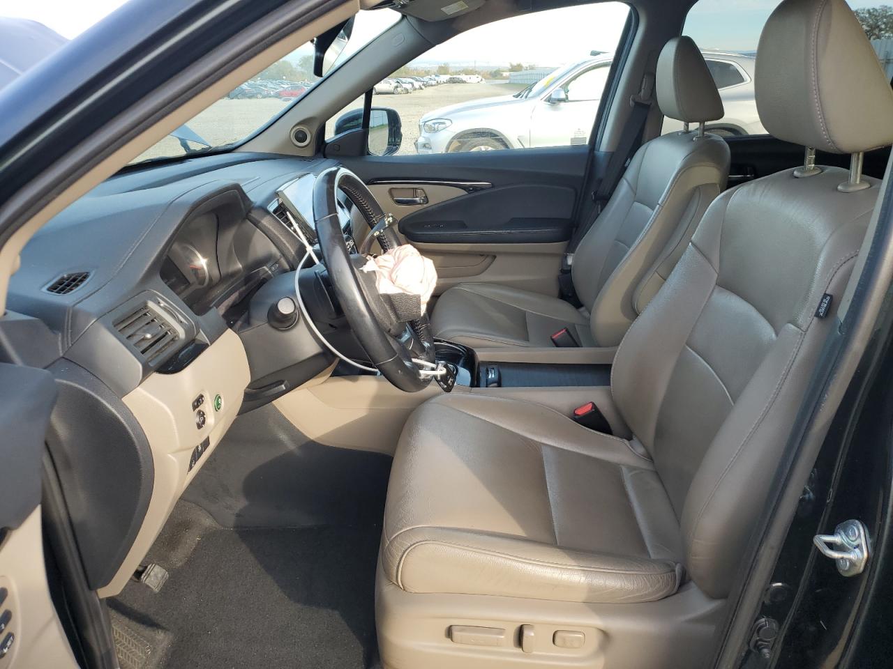 2019 Honda Pilot Touring VIN: 5FNYF5H98KB009082 Lot: 90970325