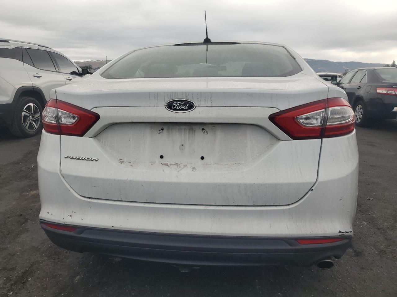 2013 Ford Fusion S VIN: 3FA6P0G7XDR328644 Lot: 81832165