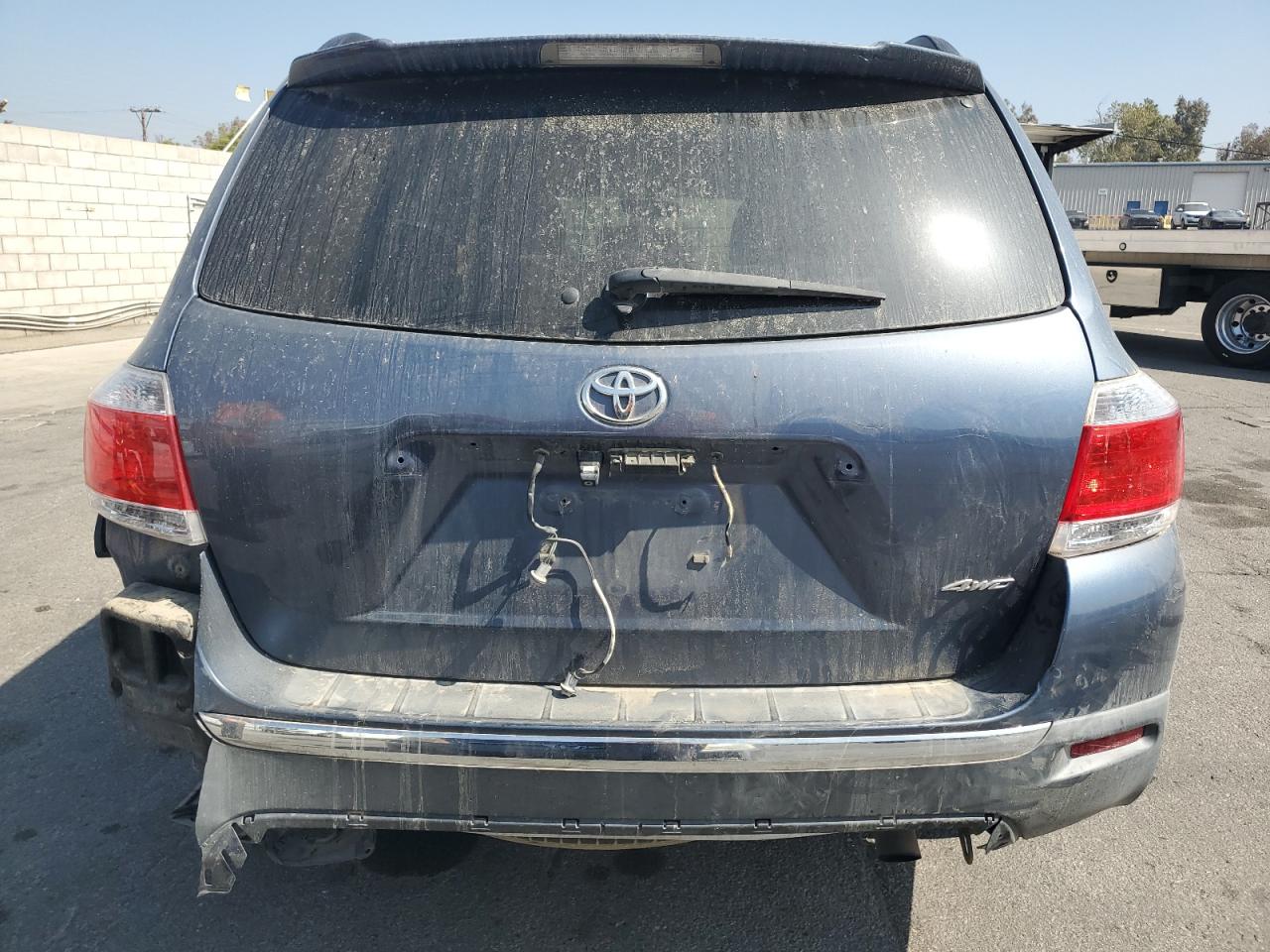 2011 Toyota Highlander Base VIN: 5TDBK3EH1BS064390 Lot: 82331675