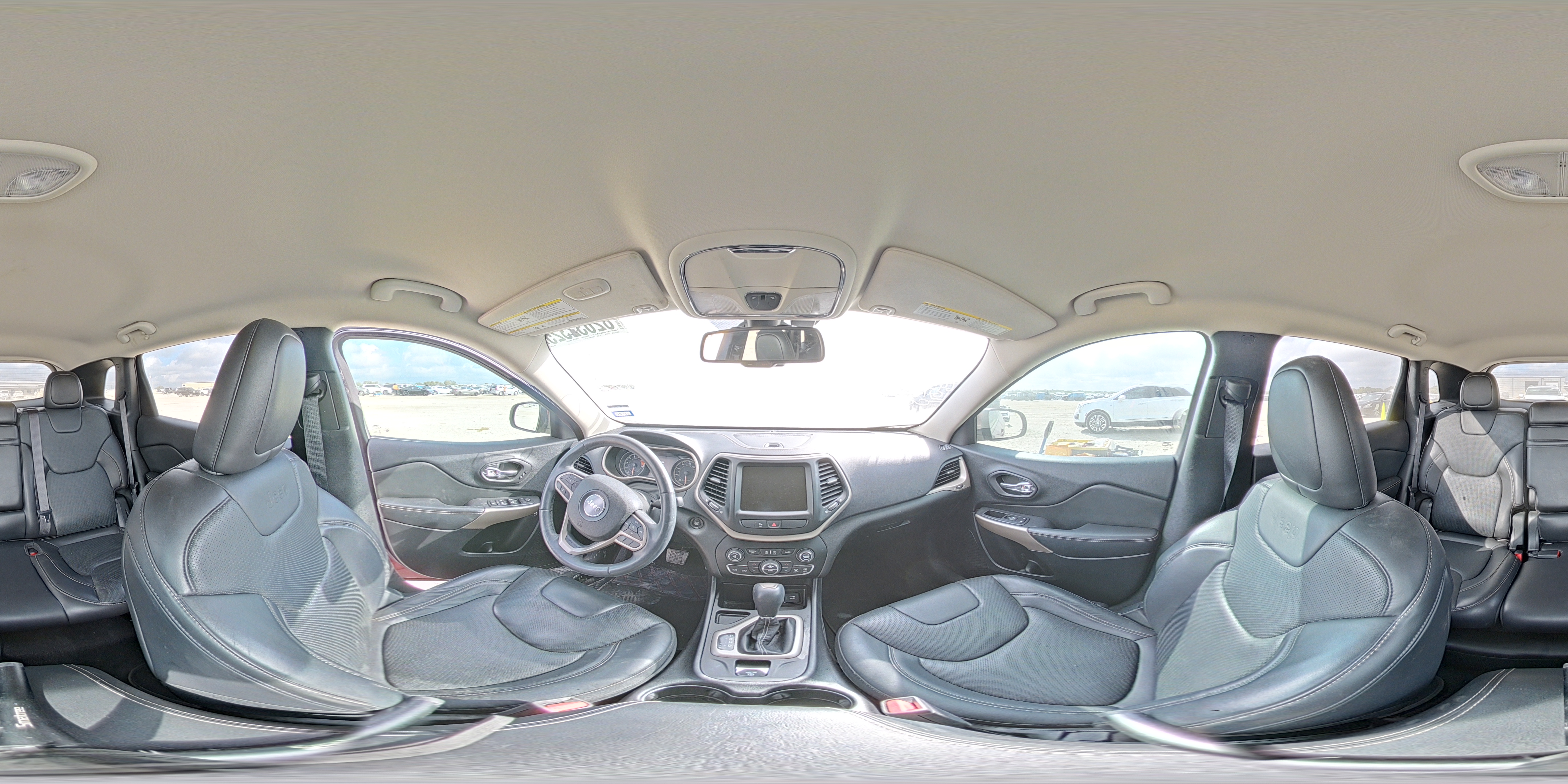 2017 Jeep Cherokee Limited VIN: 1C4PJLDS1HW643829 Lot: 82632325