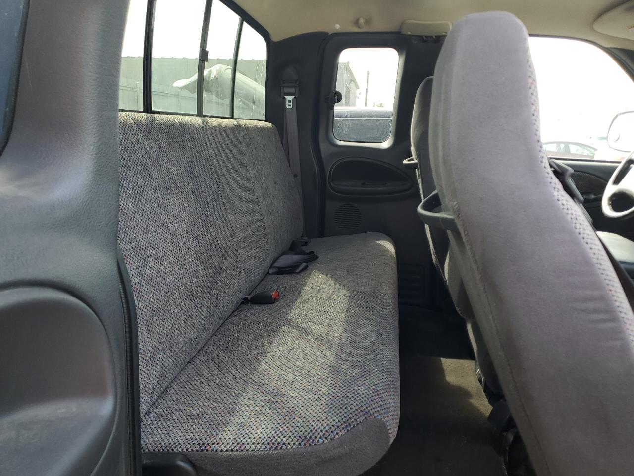 2001 Dodge Ram 1500 VIN: 3B7HF13Z61G186089 Lot: 84616565