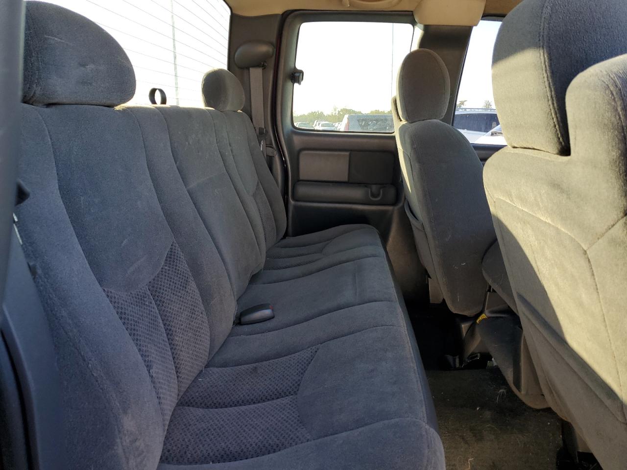 2004 Chevrolet Silverado C1500 VIN: 2GCEC19T141177098 Lot: 85566355