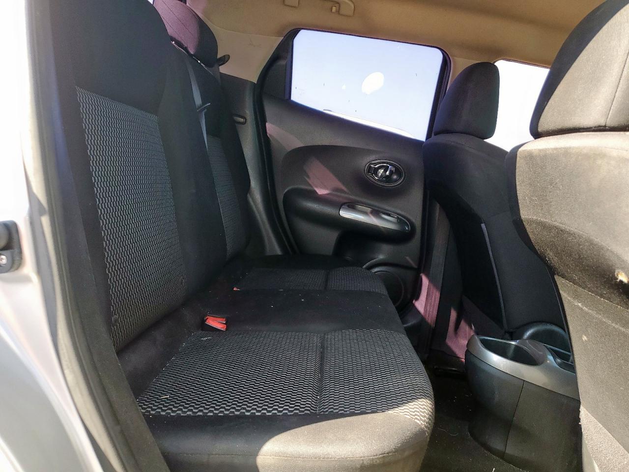 2016 Nissan Juke S VIN: JN8AF5MR2GT600346 Lot: 85860285