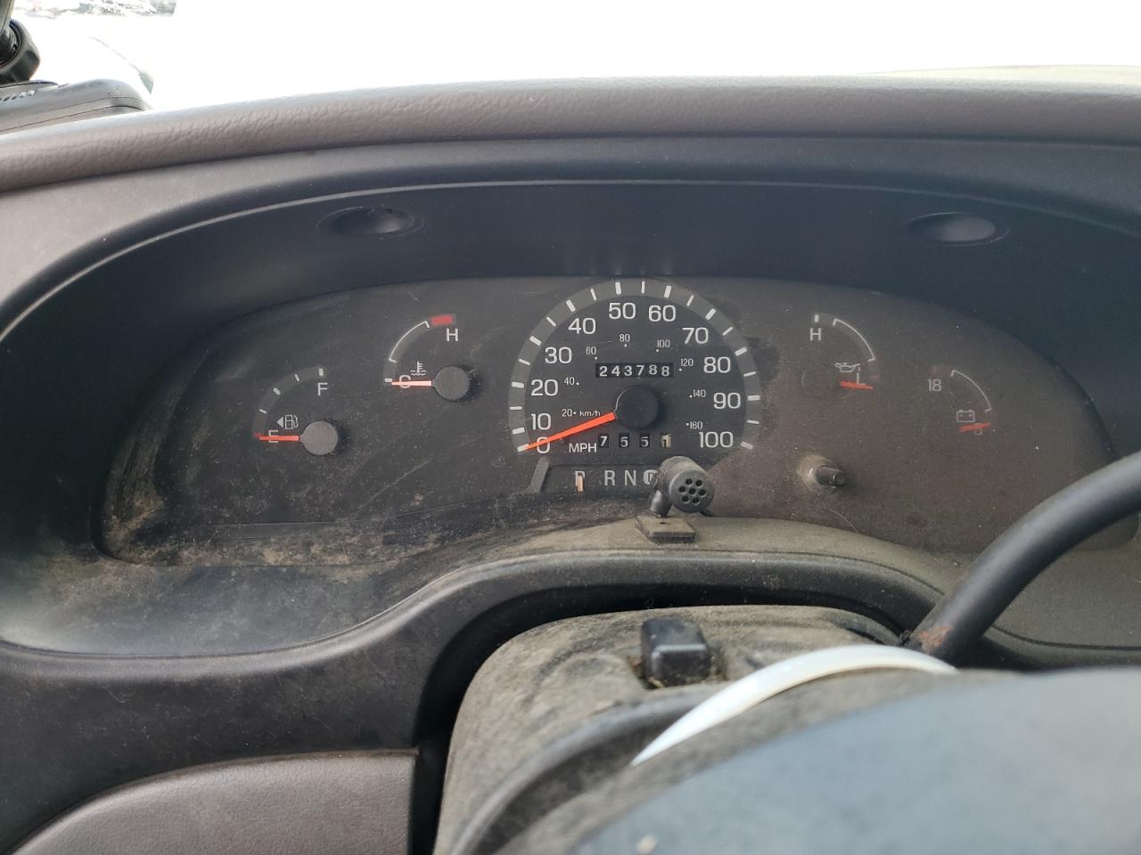 2000 Ford Econoline E250 Van VIN: 1FTNS24L6YHB22441 Lot: 89921685