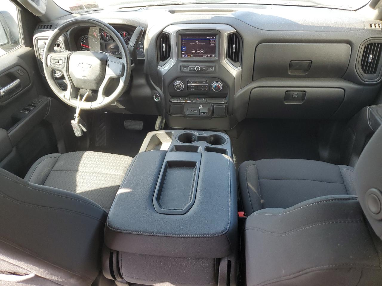 2022 Chevrolet Silverado K1500 Custom VIN: 3GCPDBEK3NG512184 Lot: 84816405