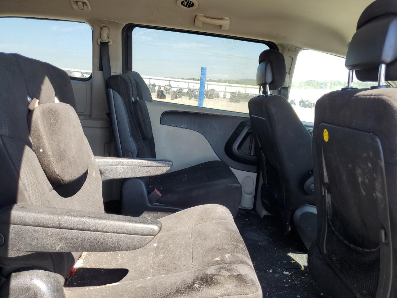 2011 Dodge Grand Caravan Mainstreet VIN: 2D4RN3DG3BR742972 Lot: 85164065