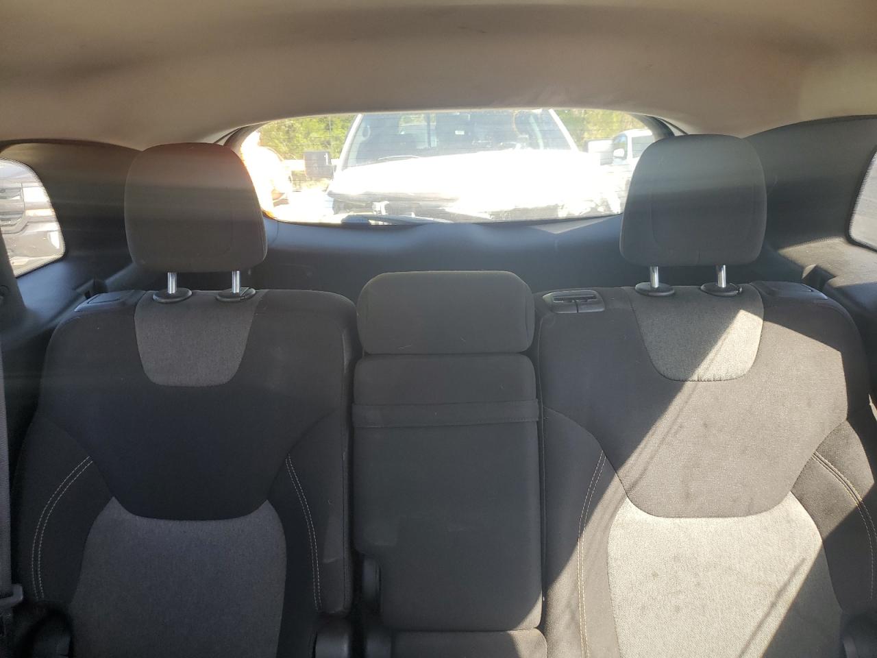 2017 Jeep Cherokee Sport VIN: 1C4PJLABXHW586244 Lot: 85785225