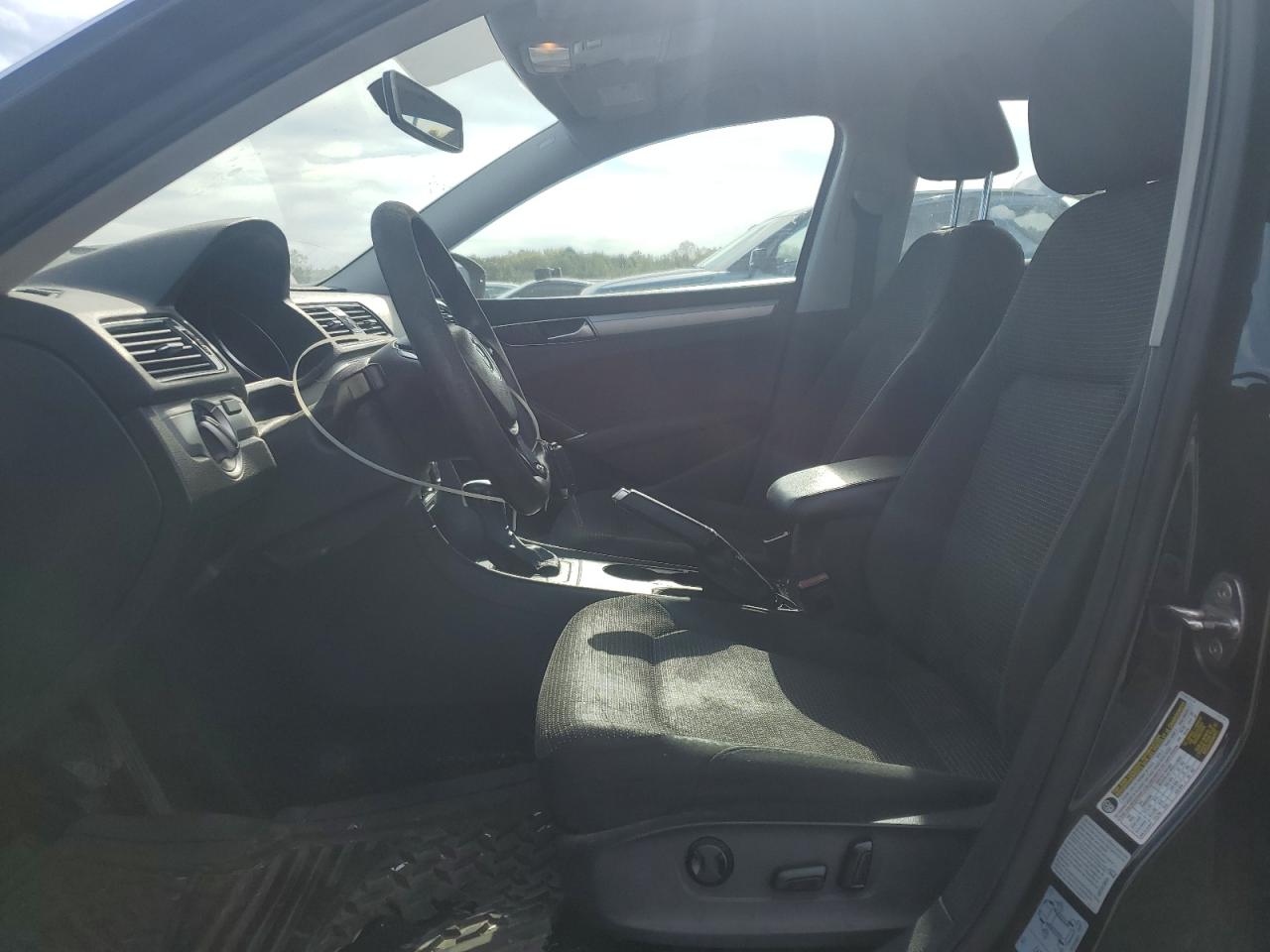 2018 Volkswagen Passat S VIN: 1VWAA7A36JC009687 Lot: 84638435