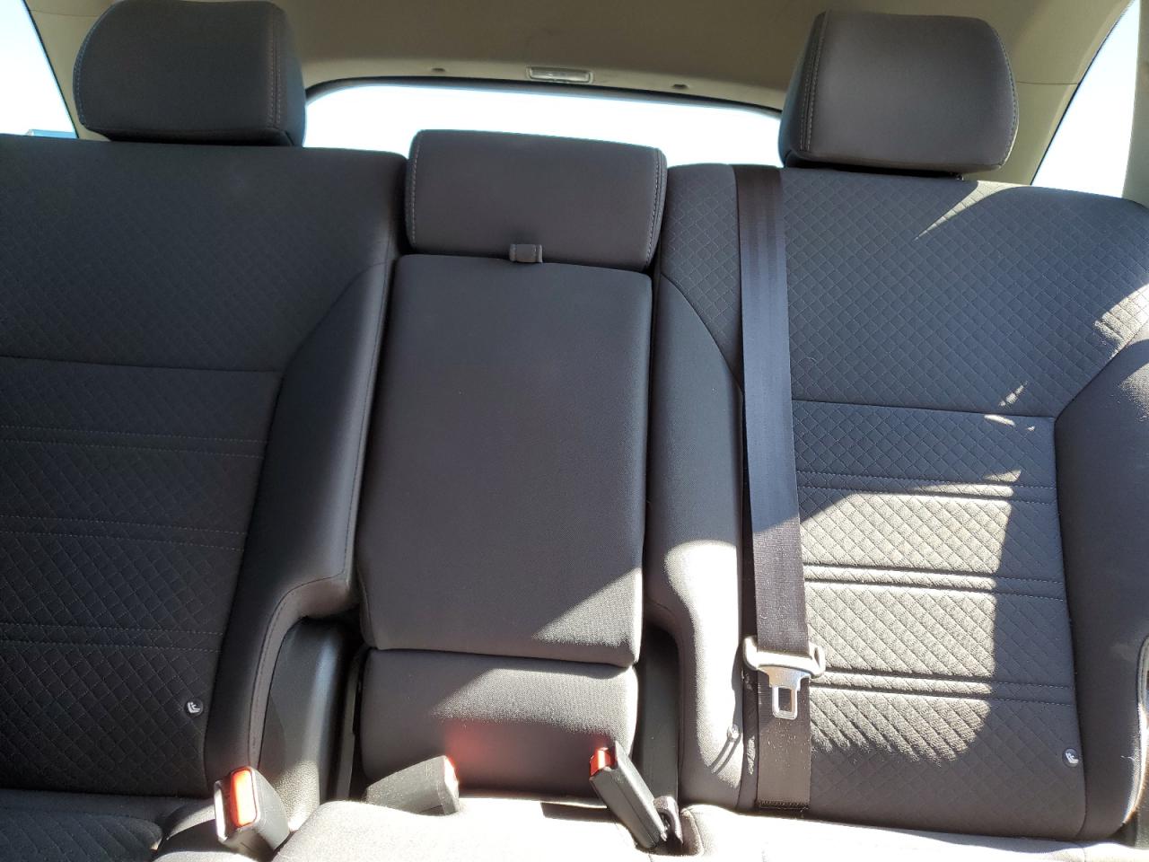 2019 Kia Sorento L VIN: 5XYPG4A38KG523936 Lot: 82195075