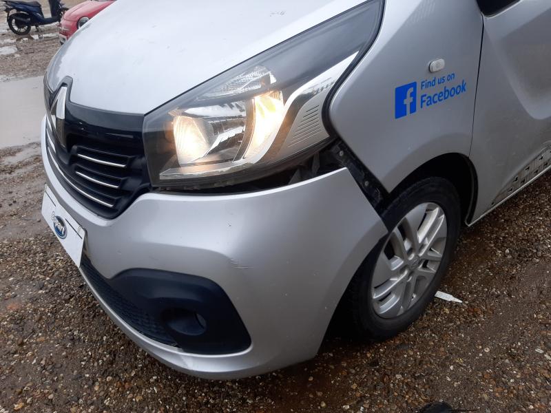 2017 RENAULT TRAFIC LL29 ENERGY DCI 125 SPORT NAV VAN