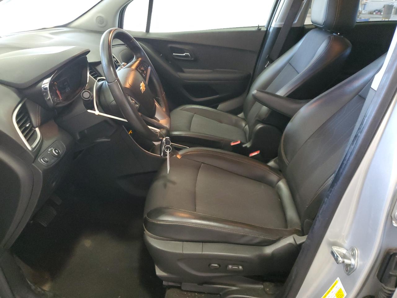 2021 Chevrolet Trax 1Lt VIN: KL7CJLSM3MB373634 Lot: 82276015