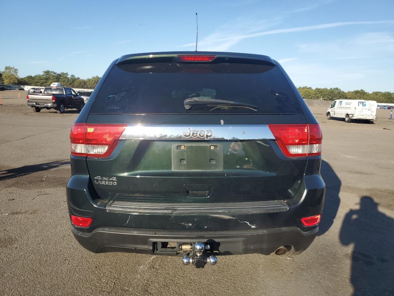 2011 Jeep Grand Cherokee Laredo VIN: 1J4RR4GG4BC520883 Lot: 84882595