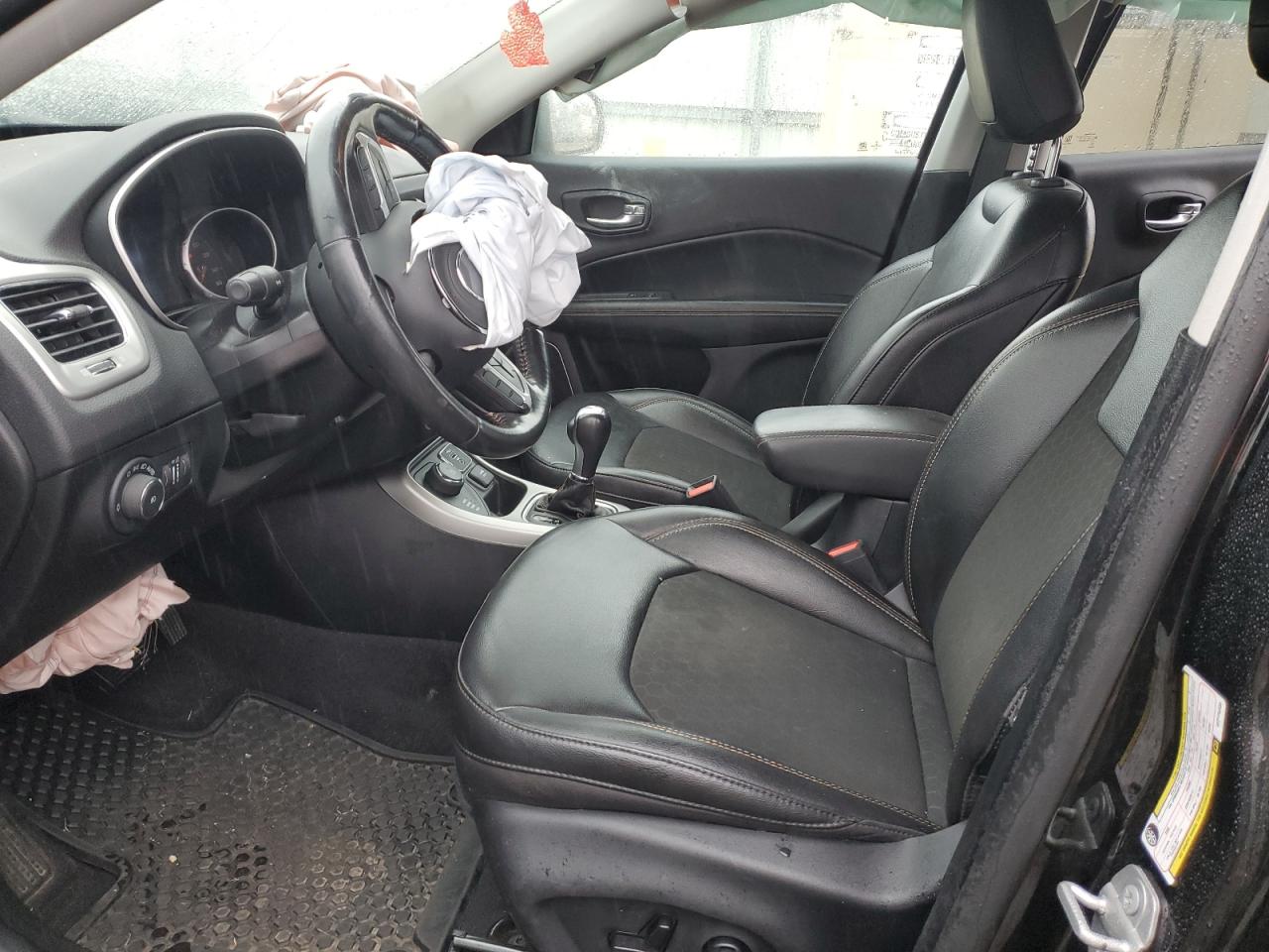 2021 Jeep Compass Latitude VIN: 3C4NJDBB8MT576338 Lot: 82248375