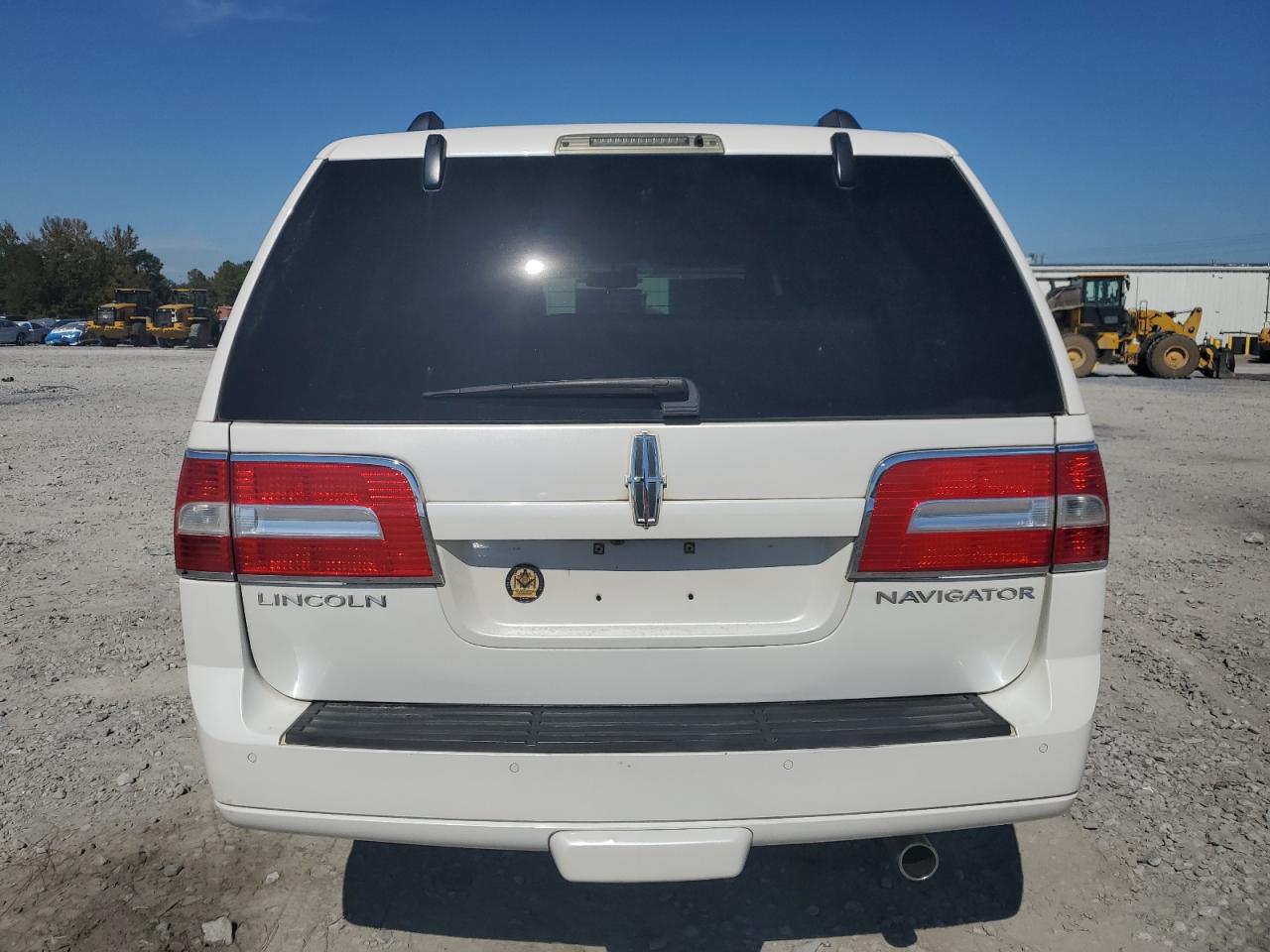 2011 Lincoln Navigator VIN: 5LMJJ2H5XBEJ09156 Lot: 89554575