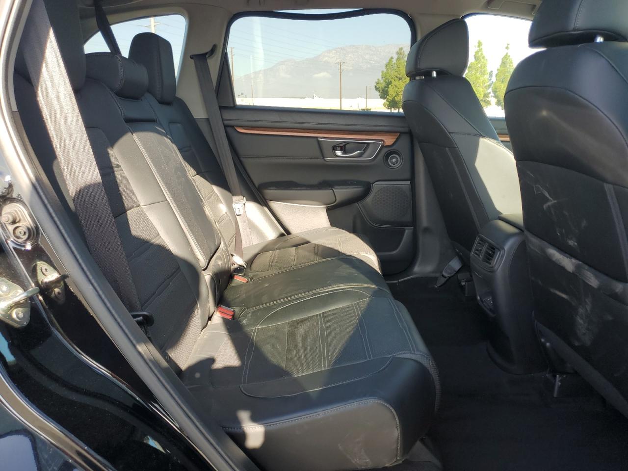 2017 Honda Cr-V Exl VIN: 7FARW1H89HE010467 Lot: 82680635