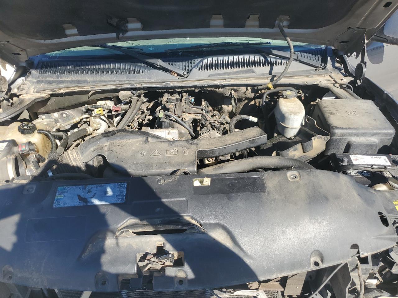 2006 GMC Yukon Denali VIN: 1GKEK63U46J144384 Lot: 85938655