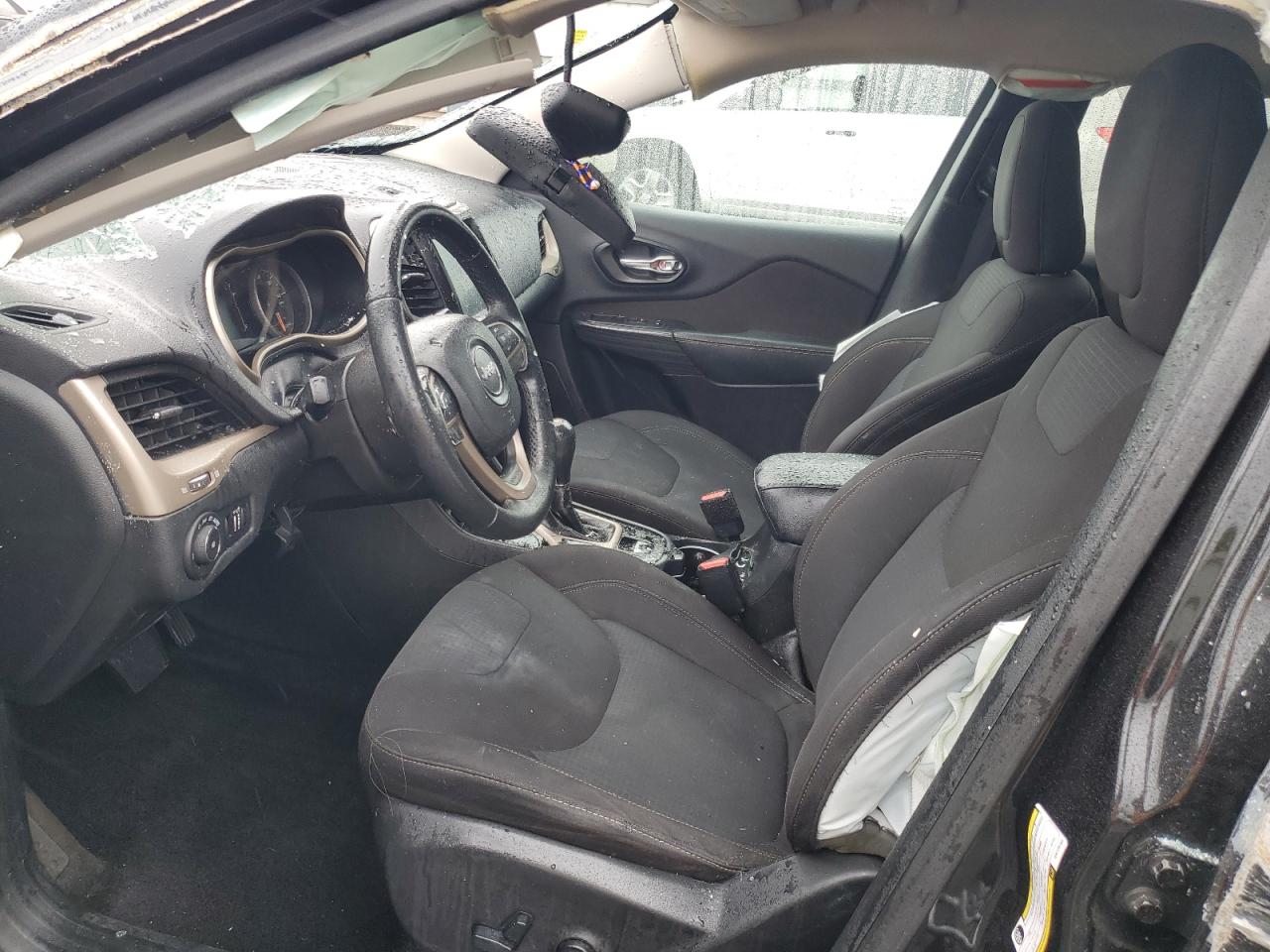 2016 Jeep Cherokee Latitude VIN: 1C4PJMCS0GW139794 Lot: 86122725