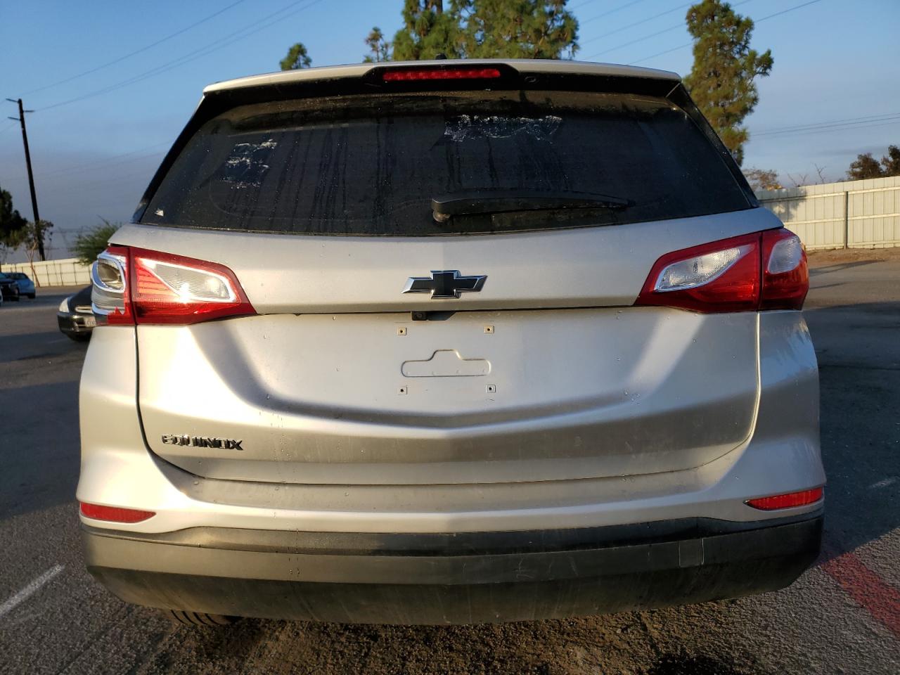 2019 Chevrolet Equinox Ls VIN: 2GNAXHEV5K6201798 Lot: 71724095