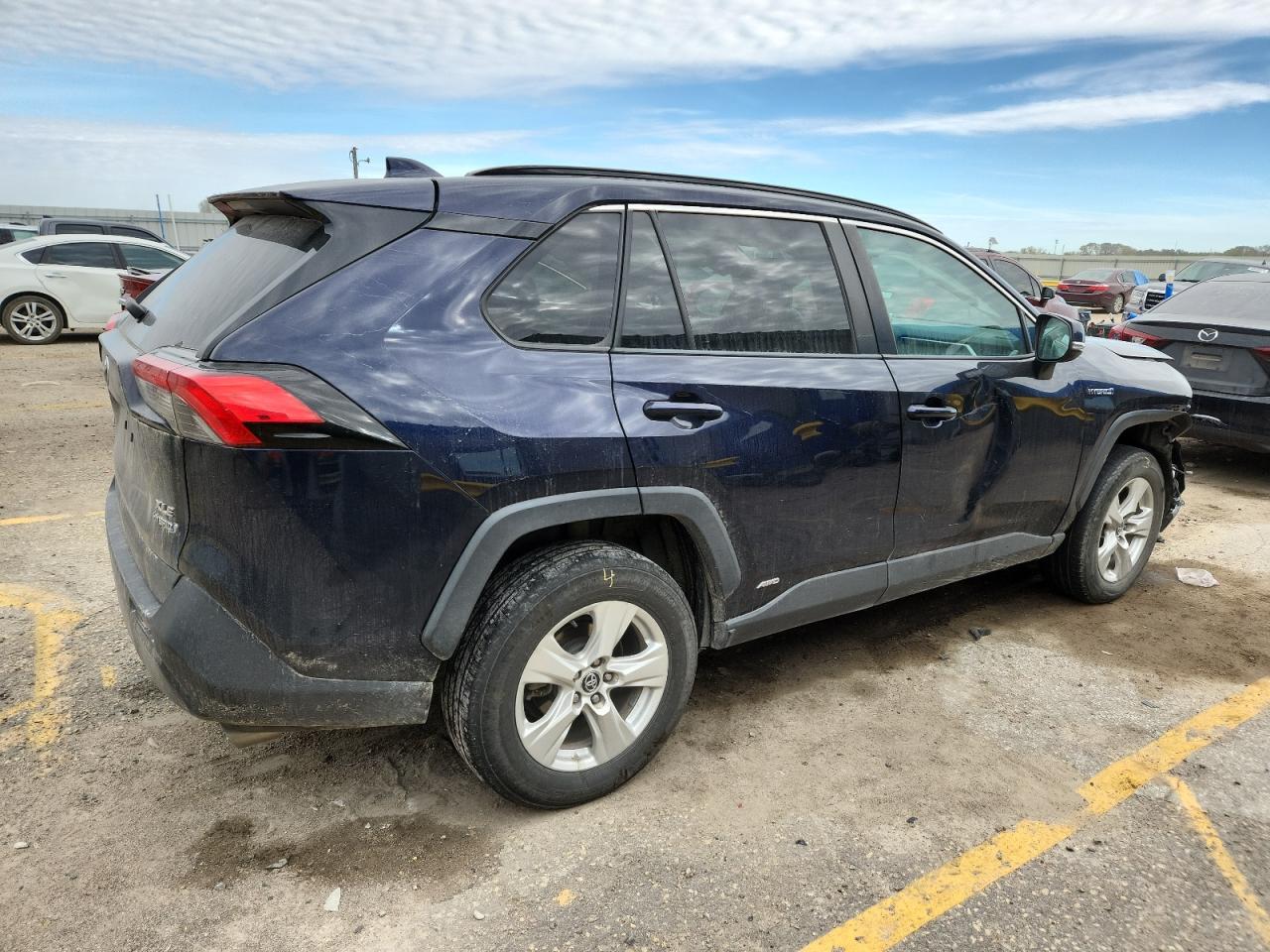 2020 Toyota Rav4 Xle blue null hybrid 2T3RWRFV7LW092415 photo #4