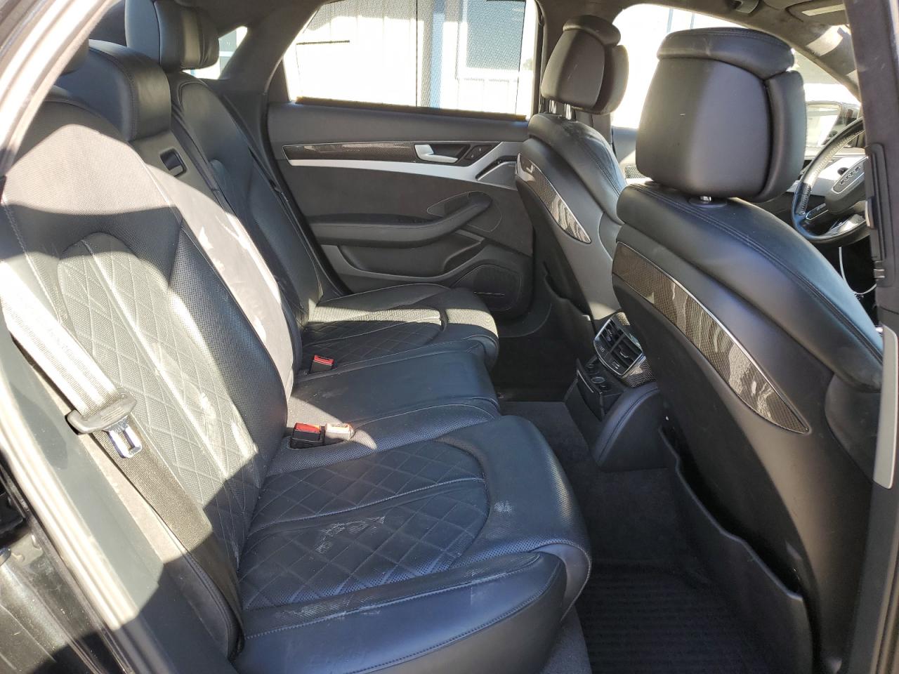 2014 Audi S8 Quattro VIN: WAUD2AFDXEN002471 Lot: 82416015