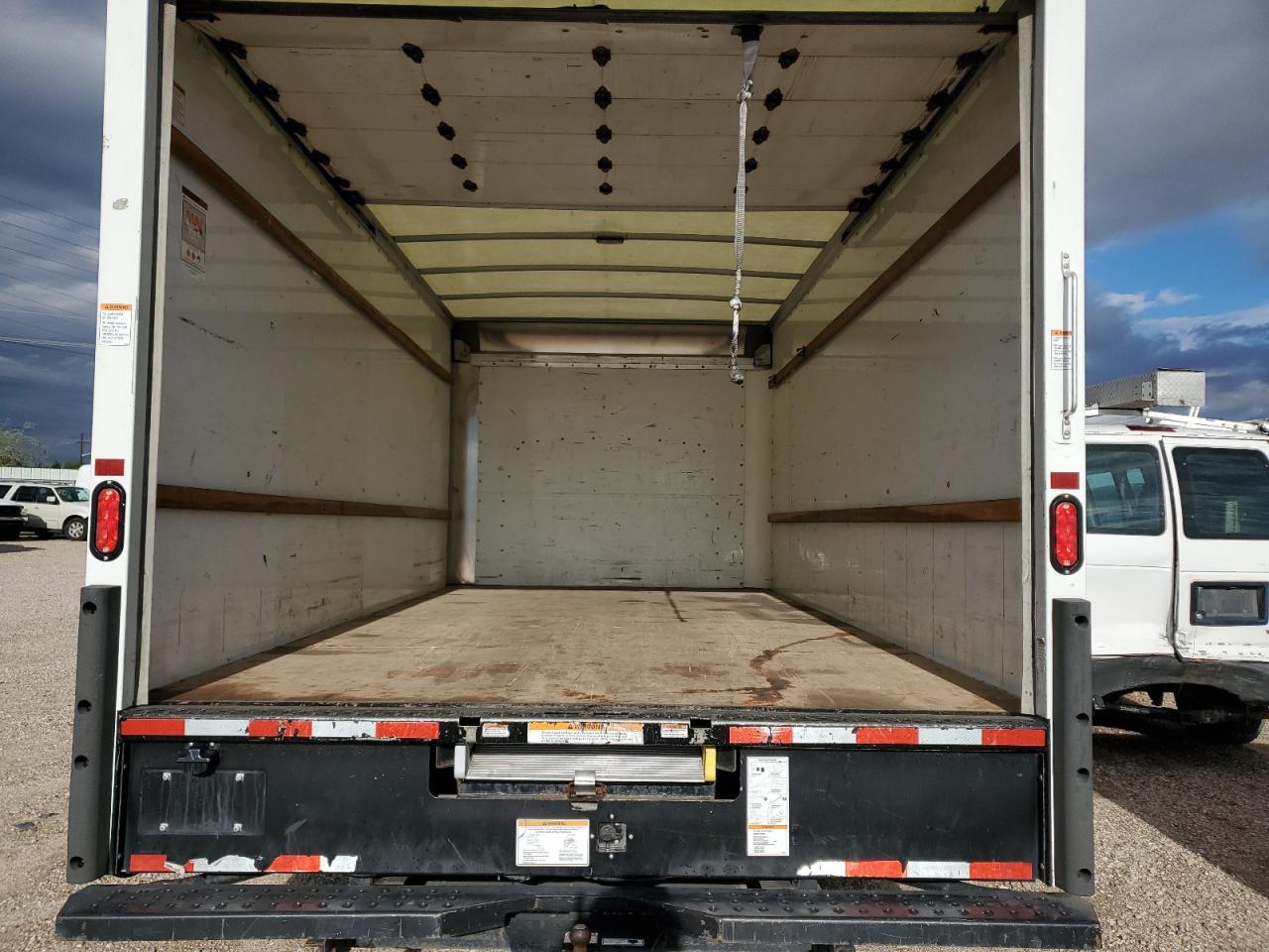 2022 GMC Savana Cutaway G3500 VIN: 7GZ37TC71NN007295 Lot: 85373585