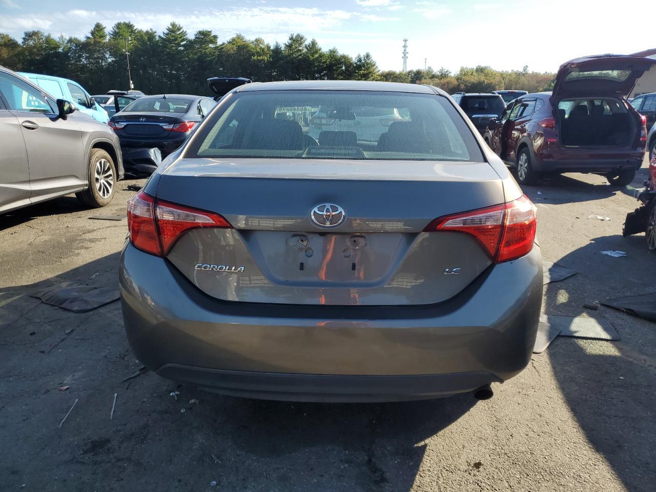 2018 Toyota Corolla L VIN: 2T1BURHE1JC988026 Lot: 85145275