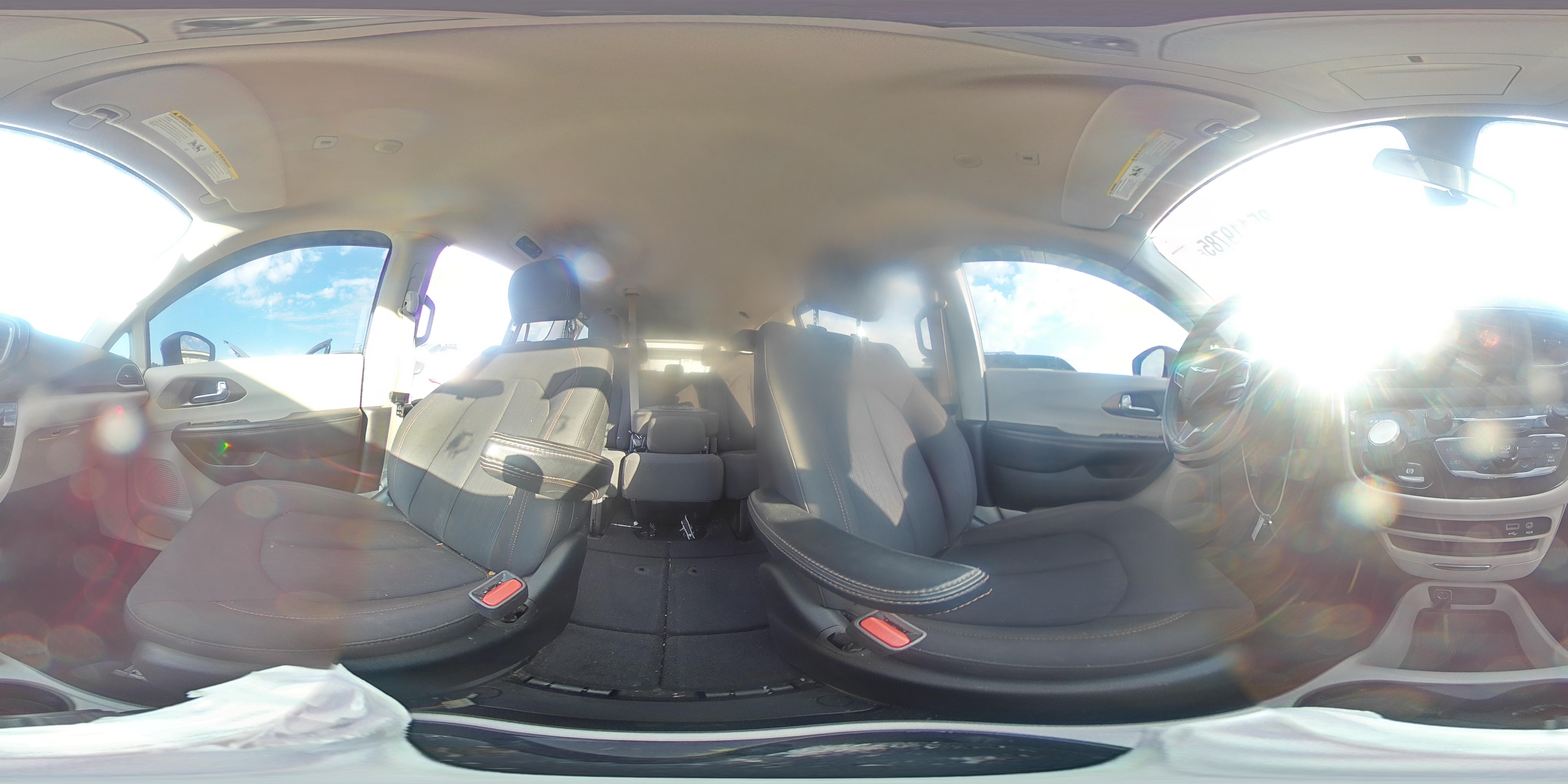 2018 Chrysler Pacifica Lx VIN: 2C4RC1CG5JR100955 Lot: 85119785