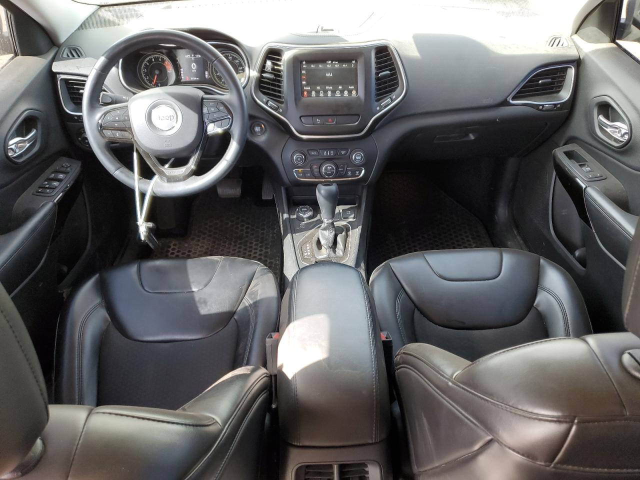 2019 Jeep Cherokee Latitude Plus VIN: 1C4PJMLX0KD421532 Lot: 82350035