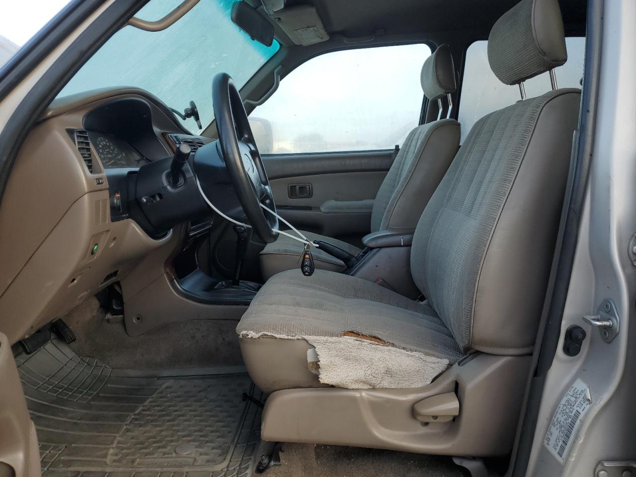 1998 Toyota 4Runner VIN: JT3GM84R1W0028249 Lot: 89571365