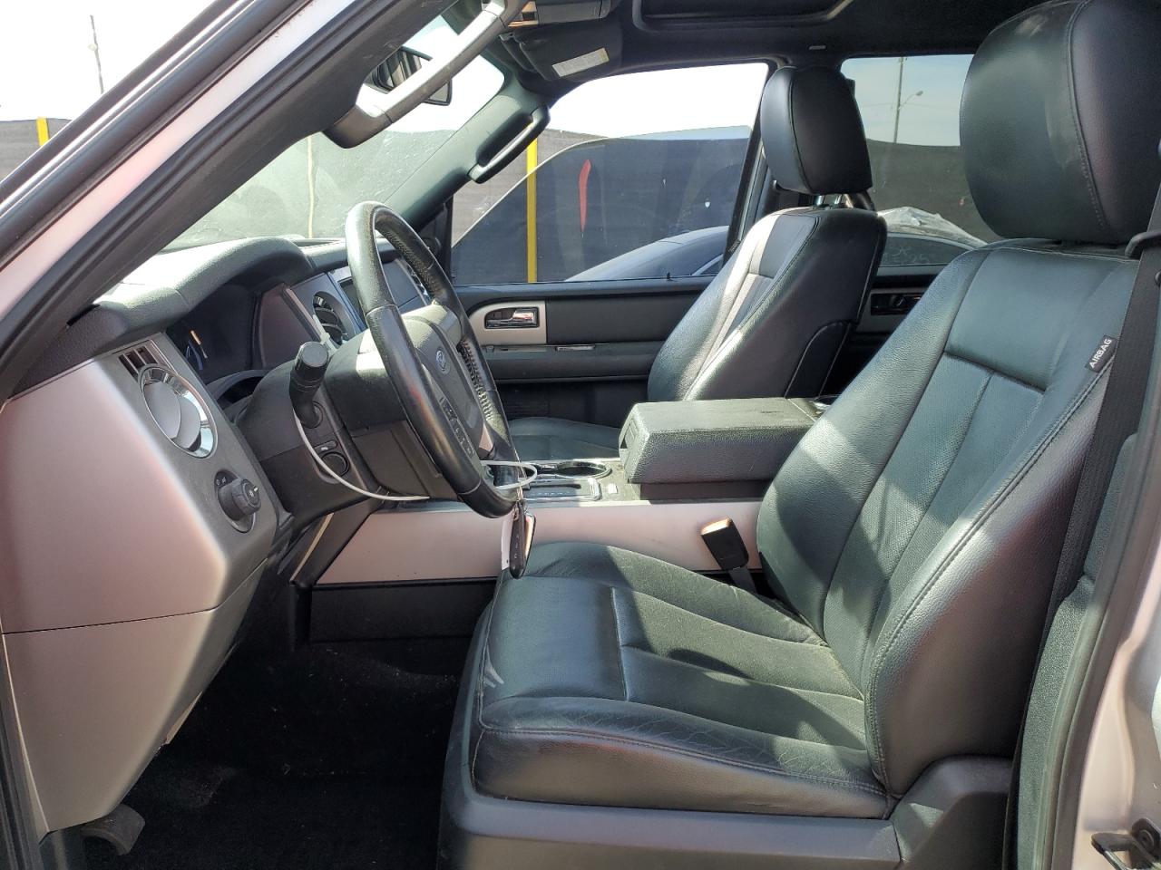 2017 Ford Expedition Limited VIN: 1FMJU2AT8HEA17572 Lot: 81064885