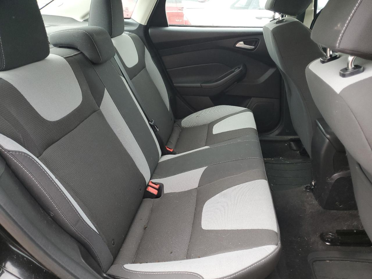 2012 Ford Focus Se VIN: 1FAHP3F2XCL450773 Lot: 85781555