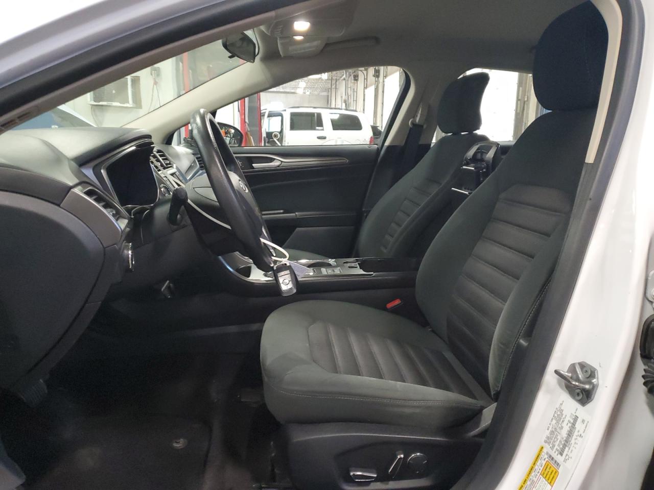 2017 Ford Fusion Se Hybrid VIN: 3FA6P0LUXHR344599 Lot: 82380865