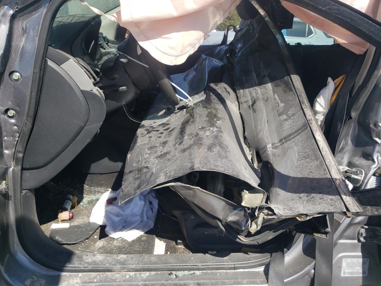 2015 Nissan Sentra S VIN: 3N1AB7AP8FY368365 Lot: 84233365