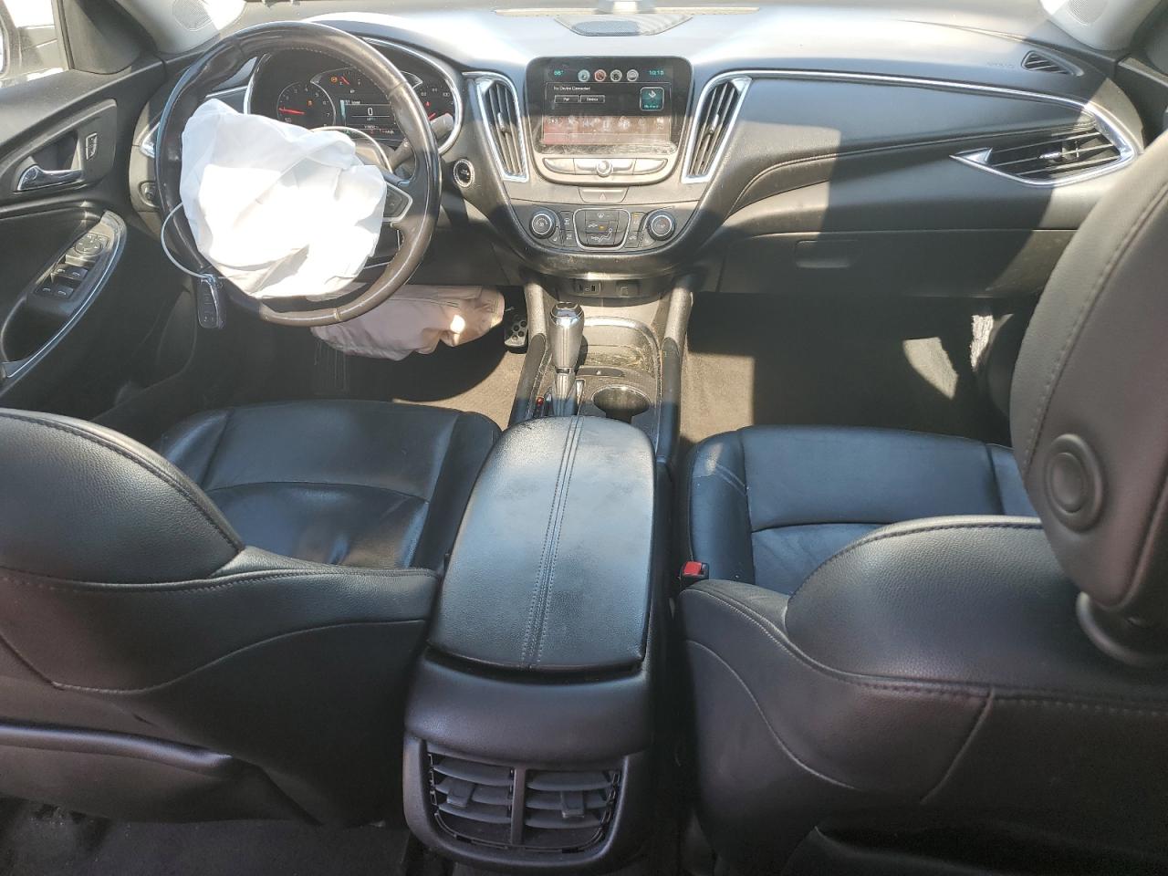 2018 Chevrolet Malibu Lt VIN: 1G1ZD5ST2JF163515 Lot: 85682585