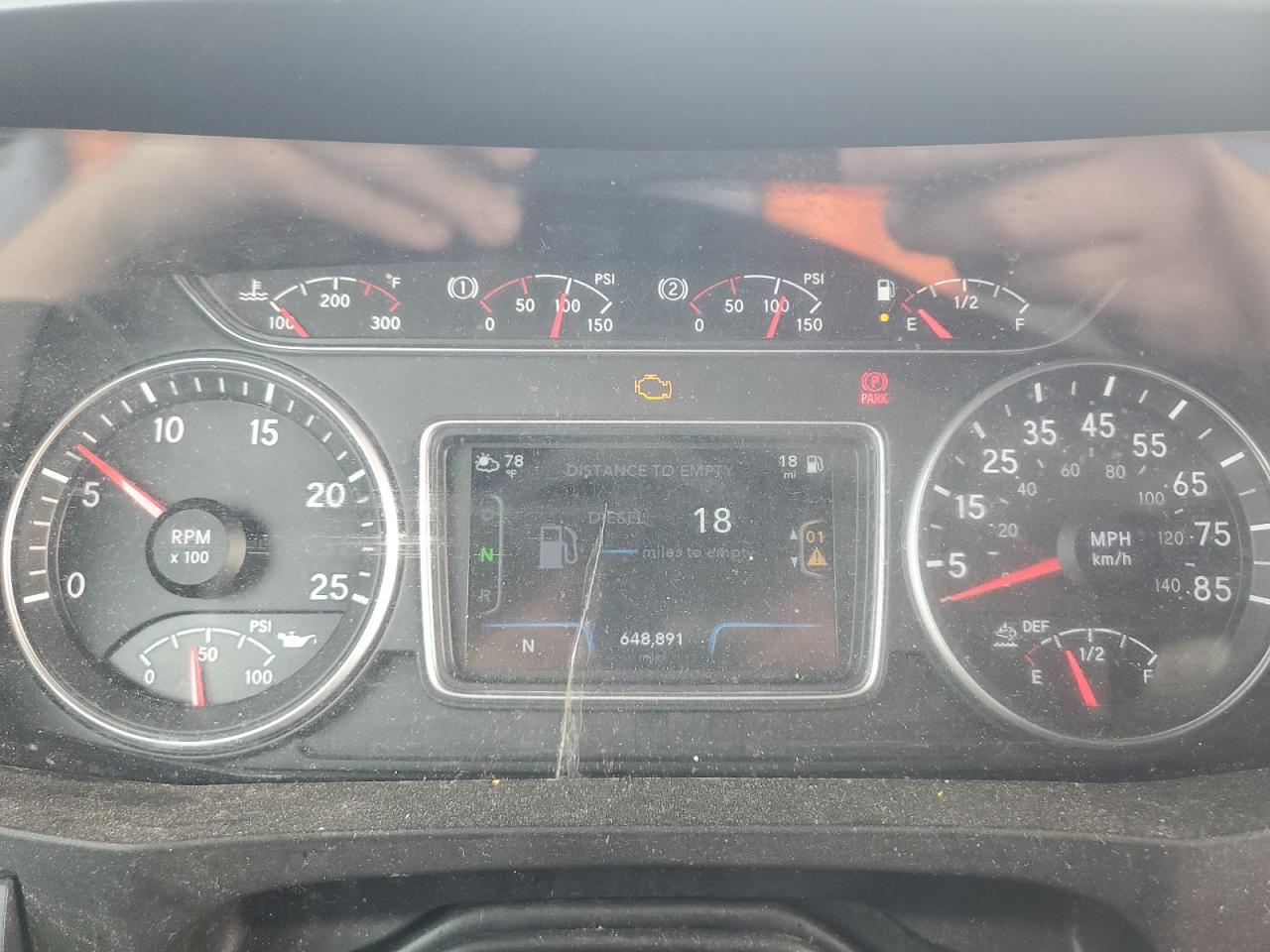 2019 International Lt 625 2019 International Lt625 T/A Sleeper Truck Tractor VIN: 3HSDZAPR3KN673268 Lot: 14085159